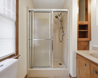 763 Tingen Road - Photo Thumbnail 9