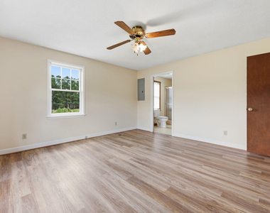 763 Tingen Road - Photo Thumbnail 6