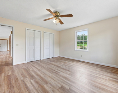 763 Tingen Road - Photo Thumbnail 7