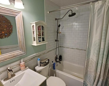 115 Charles Boulevard - Photo Thumbnail 8