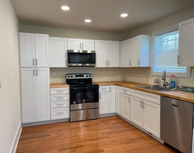 65 Lester Street - Photo Thumbnail 7