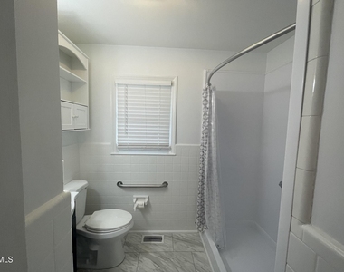 384 E Wimberly Street - Photo Thumbnail 17