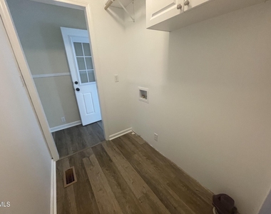 384 E Wimberly Street - Photo Thumbnail 23