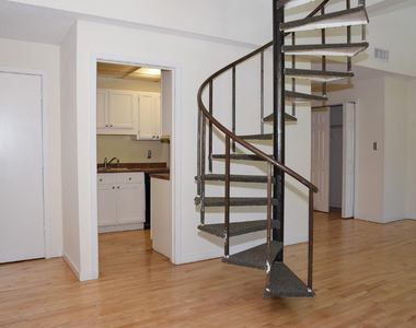 1500 River Mill Drive - Photo Thumbnail 8