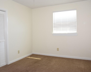 1500 River Mill Drive - Photo Thumbnail 20