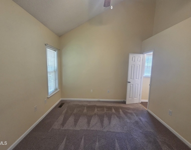 116 Cliffdale Road - Photo Thumbnail 9