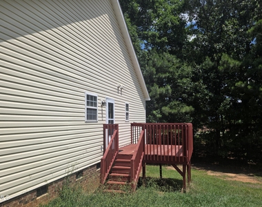 116 Cliffdale Road - Photo Thumbnail 15