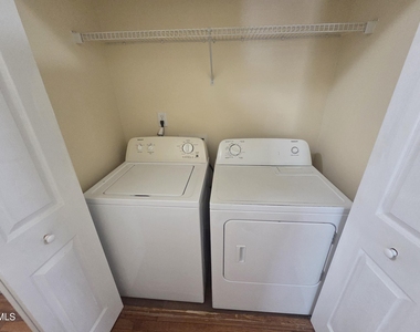116 Cliffdale Road - Photo Thumbnail 5