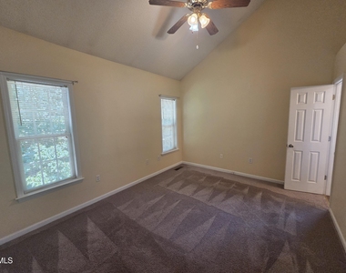 116 Cliffdale Road - Photo Thumbnail 8