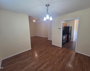 116 Cliffdale Road - Photo Thumbnail 12