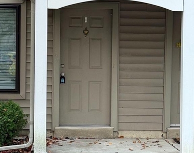 313 Gregorys Way - Photo Thumbnail 2
