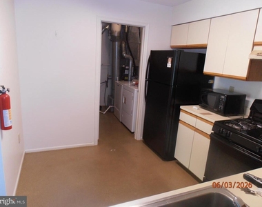 2907 Tarnbrook Drive - Photo Thumbnail 9