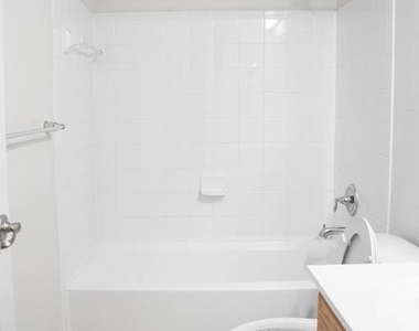 18136 Prestwick Terrace - Photo Thumbnail 33
