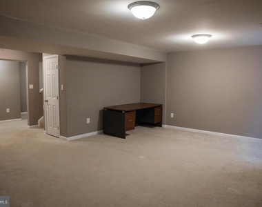 18136 Prestwick Terrace - Photo Thumbnail 29