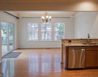 18136 Prestwick Terrace - Photo Thumbnail 12