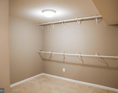 18136 Prestwick Terrace - Photo Thumbnail 22