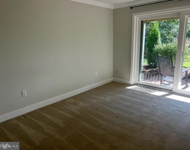 24700 Deepwater Point - Photo Thumbnail 4