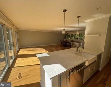 24700 Deepwater Point - Photo Thumbnail 11