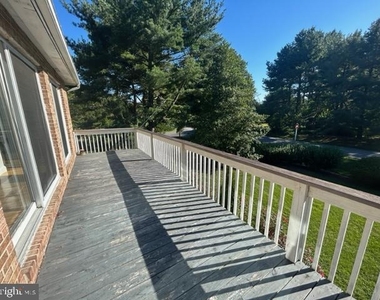 24700 Deepwater Point - Photo Thumbnail 17