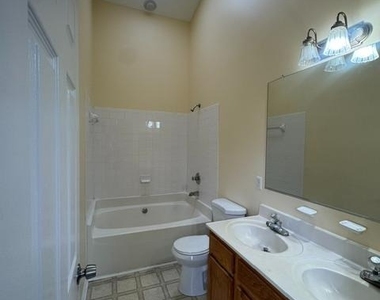 16100 Edenwood Drive - Photo Thumbnail 22
