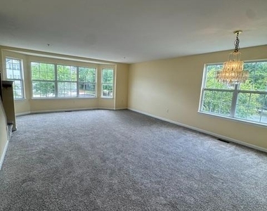 16100 Edenwood Drive - Photo Thumbnail 12