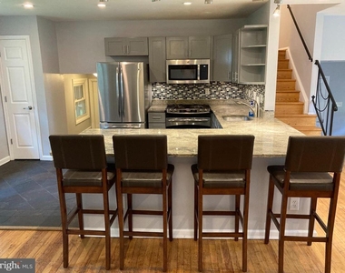 7905 Esther Drive - Photo Thumbnail 2