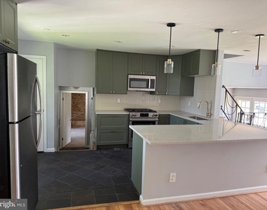7905 Esther Drive - Photo Thumbnail 16