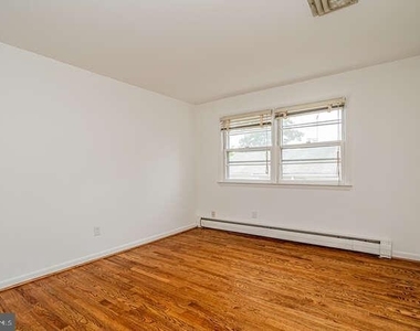 1916 Porter Avenue - Photo Thumbnail 70