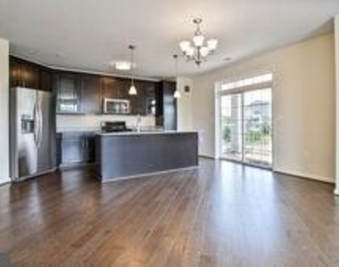 3911 Doc Berlin Drive - Photo Thumbnail 3