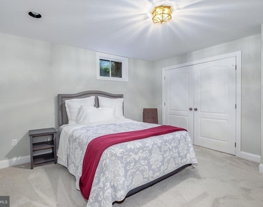 9304 Wildoak Drive - Photo Thumbnail 36