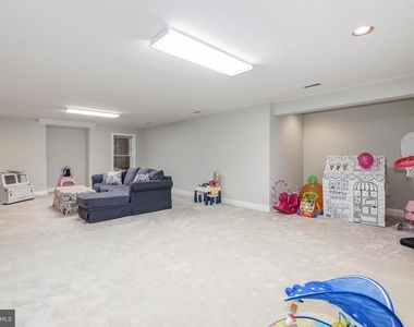 9304 Wildoak Drive - Photo Thumbnail 32