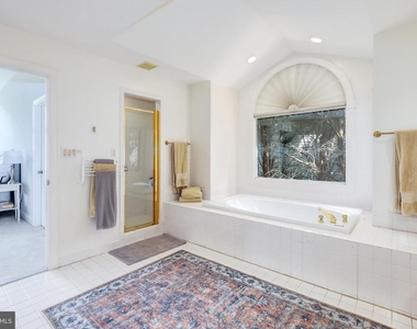 9304 Wildoak Drive - Photo Thumbnail 22