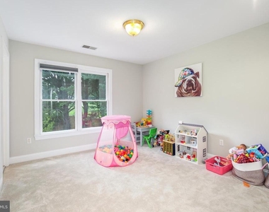 9304 Wildoak Drive - Photo Thumbnail 30