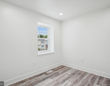 8648 Watershed Court - Photo Thumbnail 18