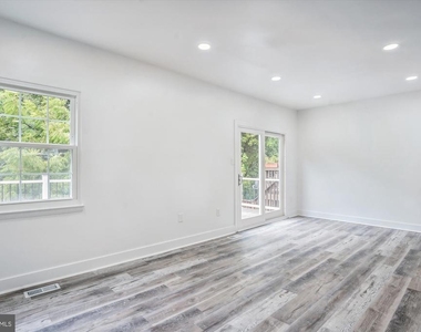 8648 Watershed Court - Photo Thumbnail 9