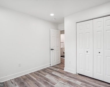 8648 Watershed Court - Photo Thumbnail 19