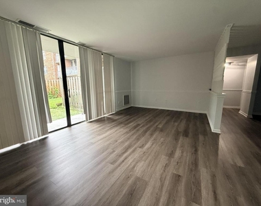 784 Quince Orchard Boulevard - Photo Thumbnail 2