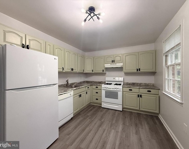 784 Quince Orchard Boulevard - Photo Thumbnail 8