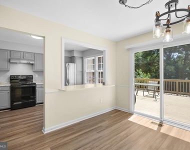 2915 Mozart Drive - Photo Thumbnail 8