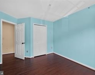 10 Augustine Court - Photo Thumbnail 12
