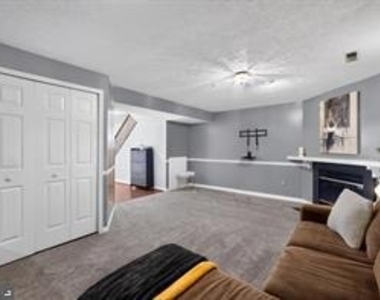 10 Augustine Court - Photo Thumbnail 25