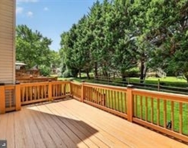 10 Augustine Court - Photo Thumbnail 29
