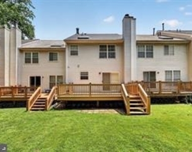 10 Augustine Court - Photo Thumbnail 27