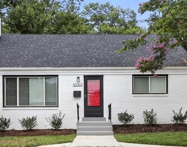 10313 Summit Avenue - Photo Thumbnail 11