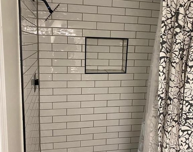 10313 Summit Avenue - Photo Thumbnail 8