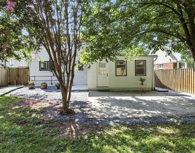 10313 Summit Avenue - Photo Thumbnail 16