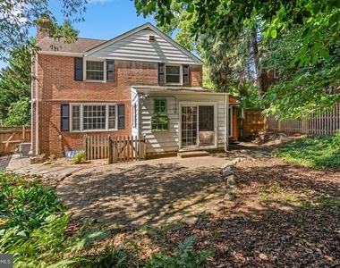 9311 Woodland Drive - Photo Thumbnail 27