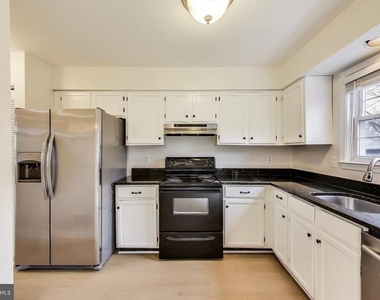 20488 Summersong Lane - Photo Thumbnail 9