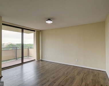 5225 Pooks Hill Road - Photo Thumbnail 3