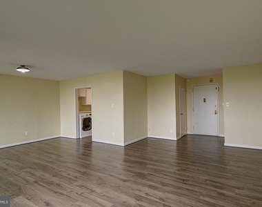 5225 Pooks Hill Road - Photo Thumbnail 1